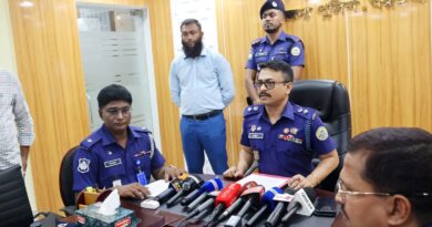 বরগুনায় অটোরিকশা চালক হত্যা মামলায় ৫ ঘন্টার মধ্যে ২ আসামী গ্রেফতার – পুলিশ সুপার প্রেস ব্রিফিং