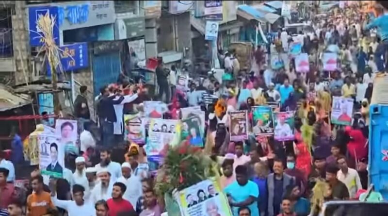 গণসংযোগ ও মিছিলে জনতার ঢল